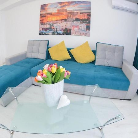 Spacious And Modern Apartment Close To Old City Bukarest Kültér fotó