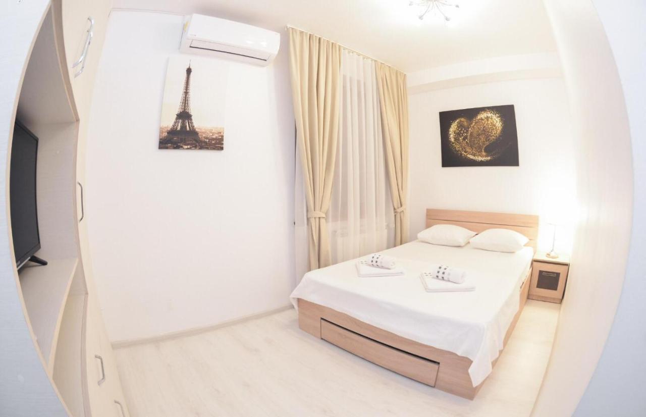 Spacious And Modern Apartment Close To Old City Bukarest Kültér fotó